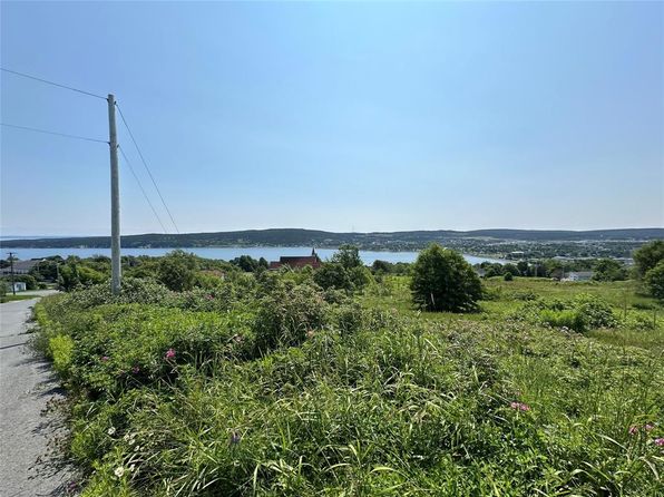 1-19 Moores Hill, Carbonear, NL A1Y1A6