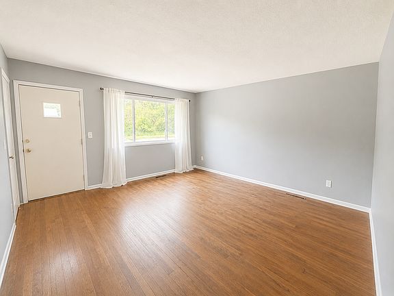 5th image of 3226 Parkwood Ave