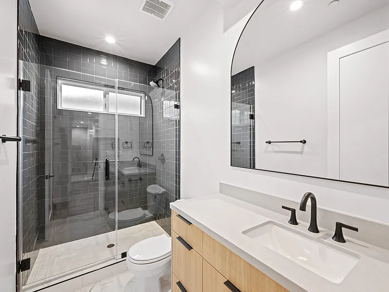 336 N Reno St — Photo 21