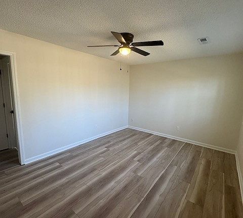 3rd image of 256 E Davidson Ave