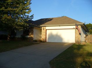 3224 S Newton Ave, Springfield, MO 65807