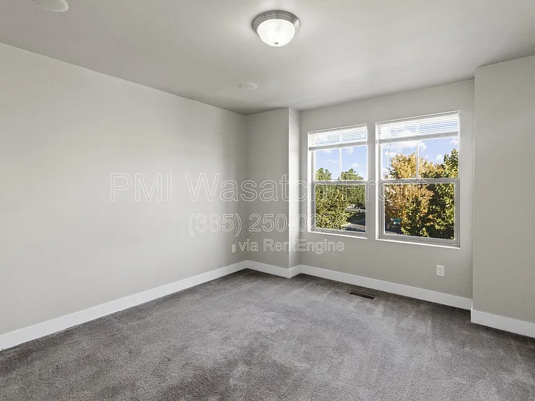 4721 W Zig Zag Rd — Photo 6