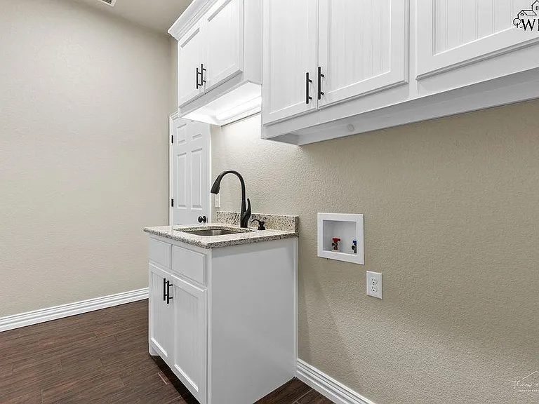 4815 Falcon Crest Blvd — Photo 21