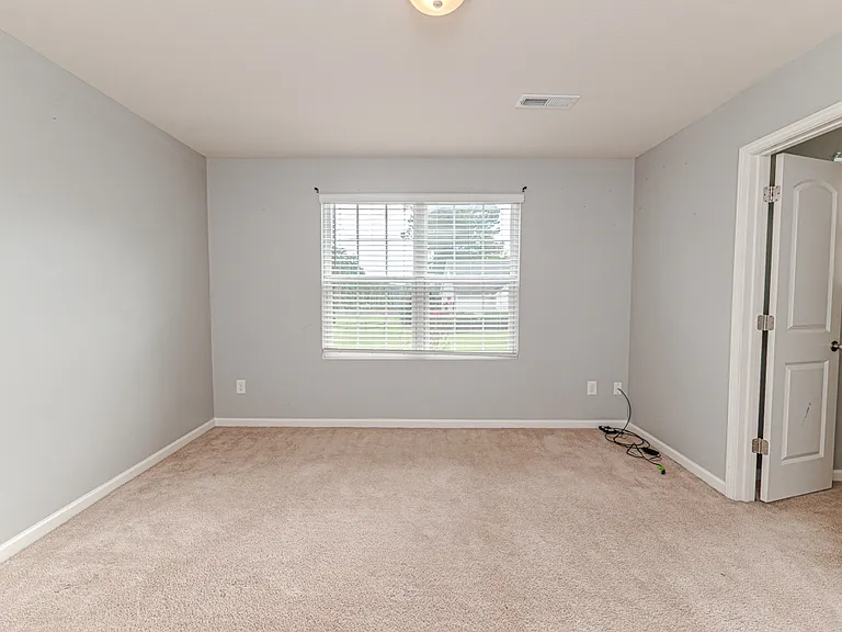 2441 Westgate Dr — Photo 13