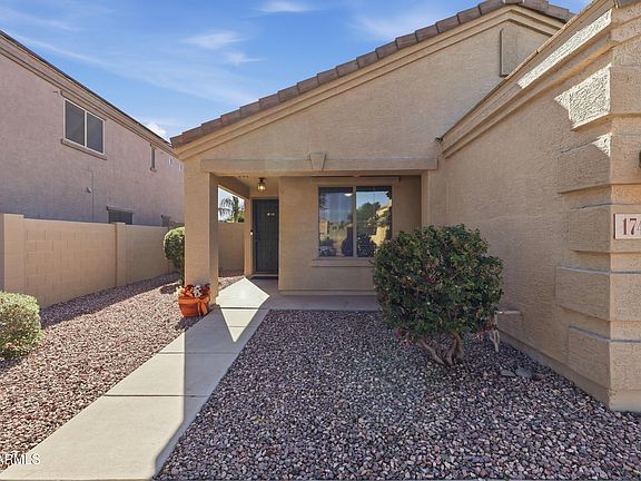 2nd image of 17449 W CALAVAR Road