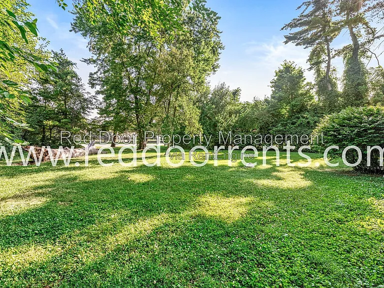 4701 Kessler Boulevard East Dr — Photo 36