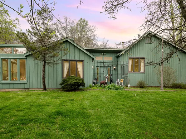 1648 Bullock Pen Rd, Covington, KY 41017