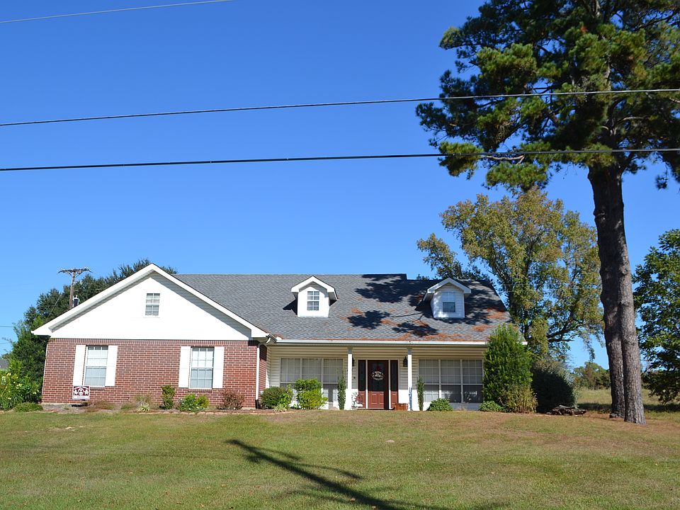 1st image of 411 Brookwood Ln