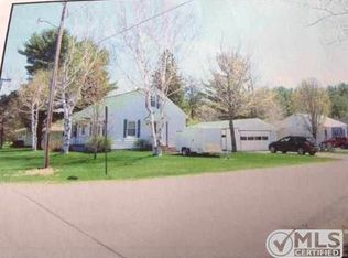 160 N Tulip St, Ishpeming, MI 49849
