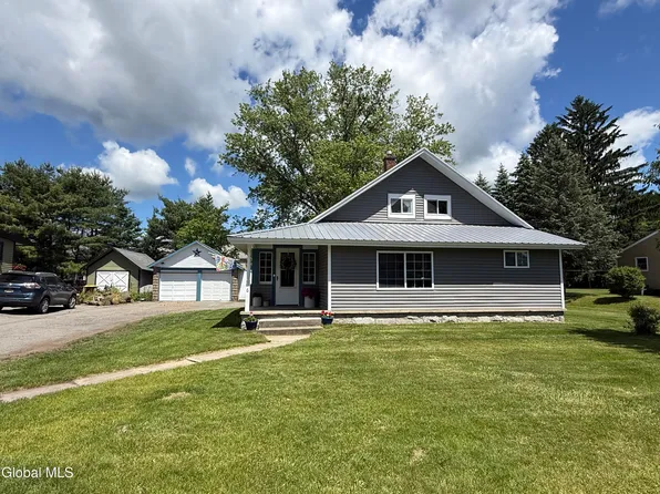 6 Homer Avenue, Queensbury, NY 12804