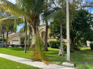 4843 NW 66th Ave, Lauderhill, FL 33319