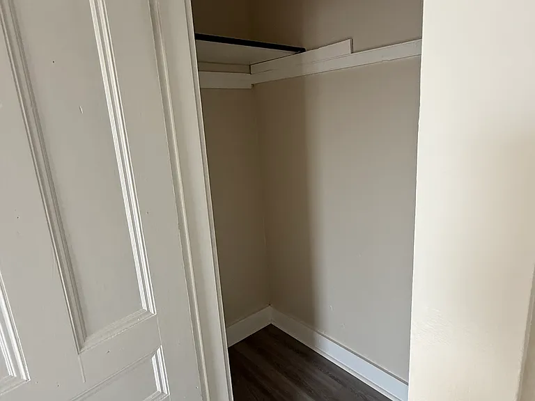28 Magnolia St — Photo 3