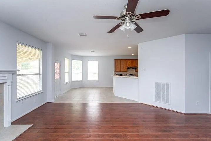 2322 Cool Springs Ln — Photo 24