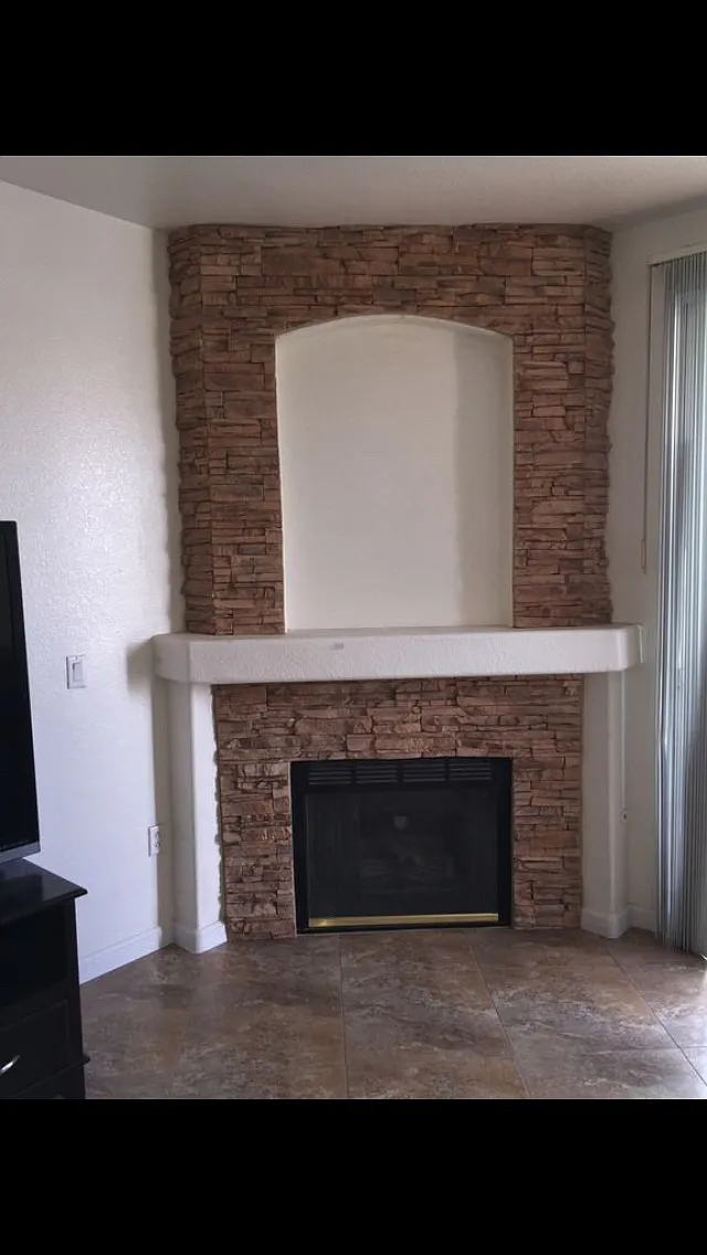 3 bed, 1228 sqft, $1,400 — Photo 3