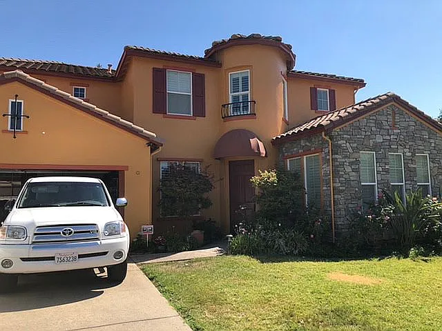 11 Park Tree Ct photo 1