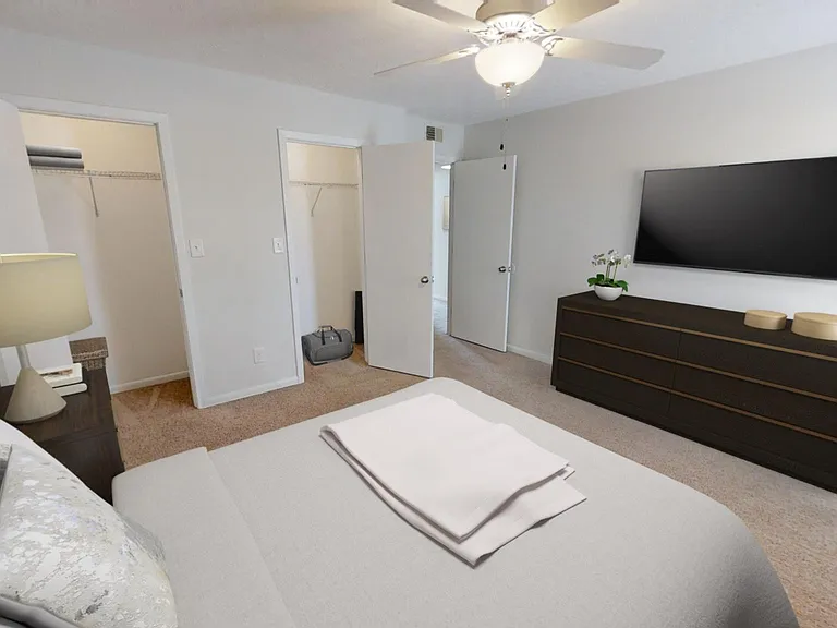 Village Gate Apartments — Photo 39