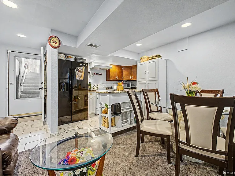 2757 S Salida St — Photo 36