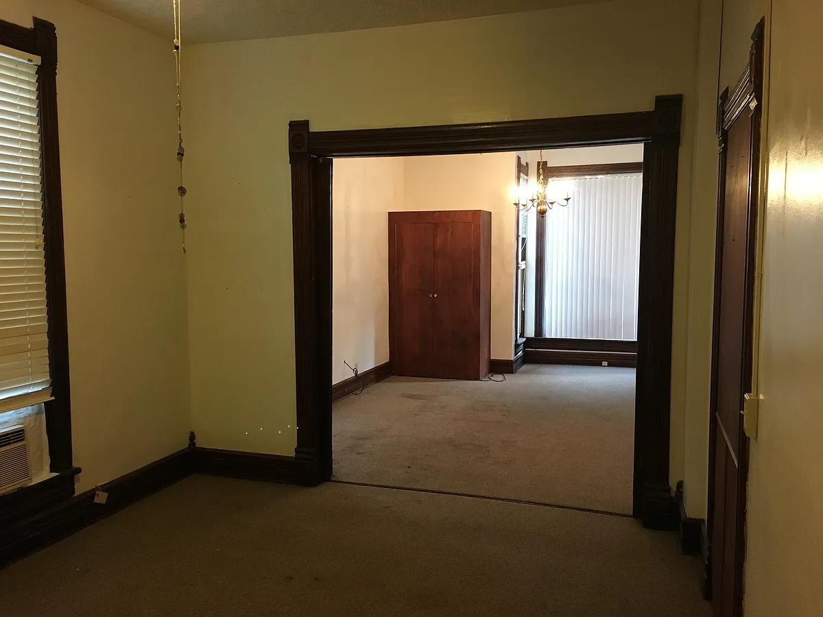 Building Photo - 401 Harrison Ave #2