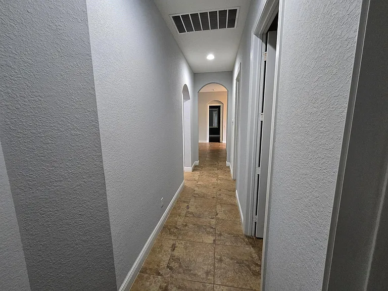 2095 NW Diamond Creek Way — Photo 16