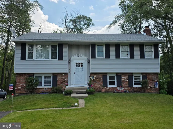 1080 W Malaga Rd, Williamstown, NJ 08094