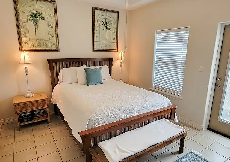 119 E Bahama St #4 — Photo 11