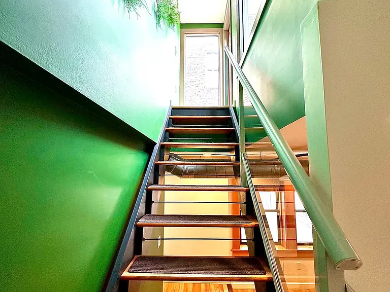 1417 Main St #4 — Photo 29