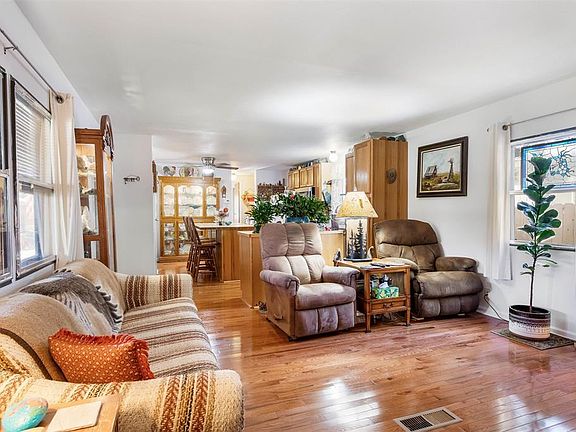 4th image of 33 Homestead Drive