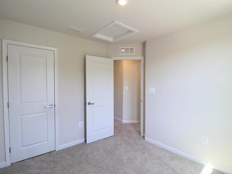 2910 Orchard Ridge Ln — Photo 33
