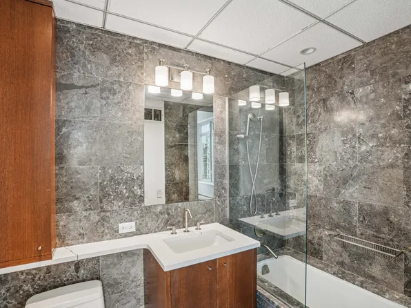 205 East 59th Street image 19 of 30