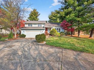 3813 S Lindas Way, Bloomington, IN