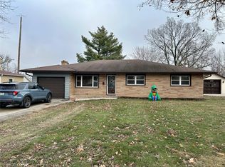 310 S 8th St, Chariton, IA 50049