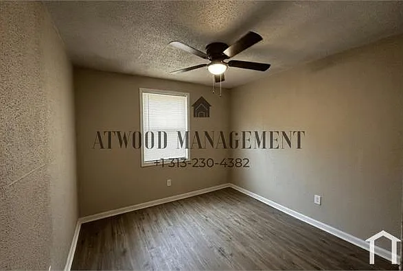 14722 Quincy St — Photo 9