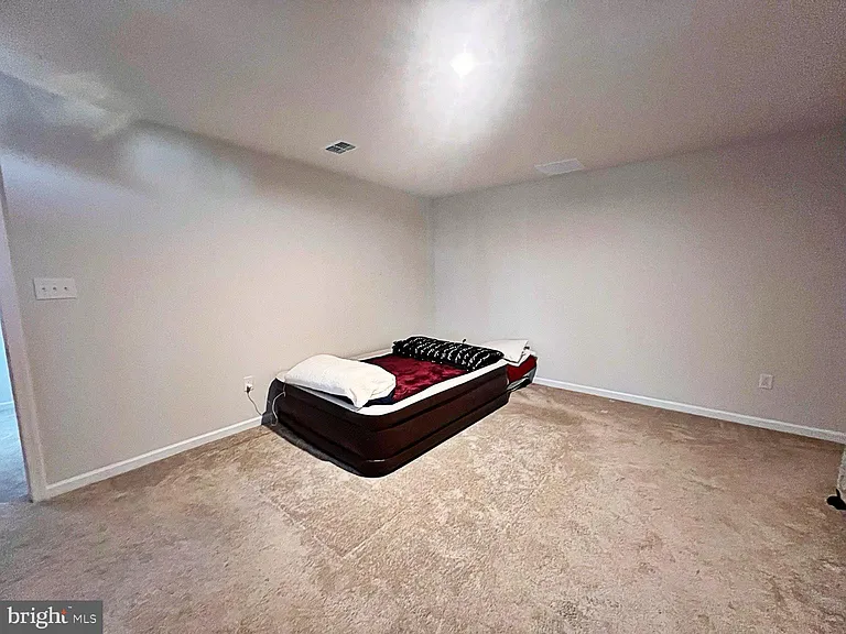 94 Opal Dr — Photo 10