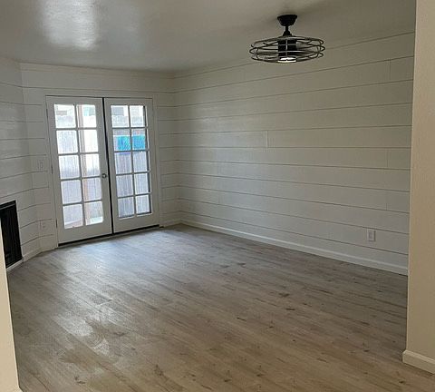 4th image of 1744 Hornblend St APT C
