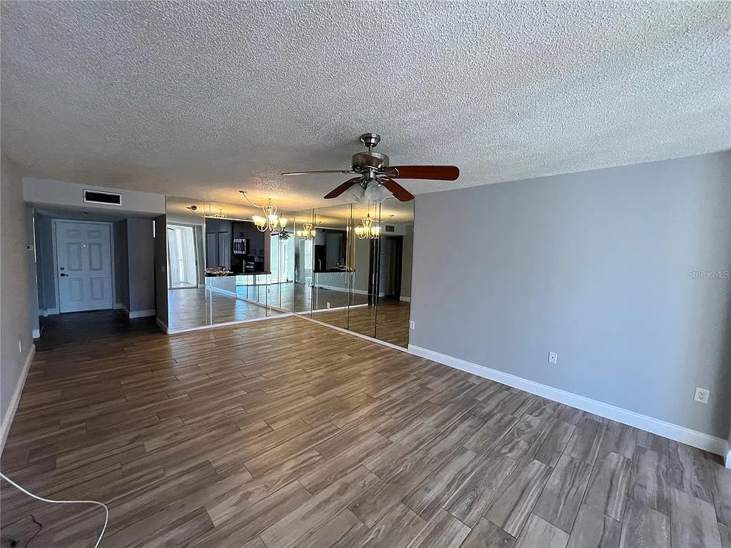 4460 Fairways Blvd — Photo 4