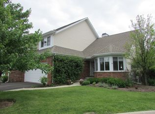 17550 W Windhaven Ct, Grayslake, IL 60030