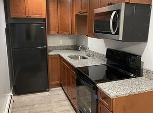528 Deering Ave #7, Portland, ME 04103