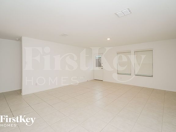 2nd image of 14841 Firerock Rd