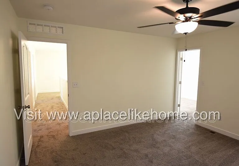 4008 NW 95th Ter — Photo 25