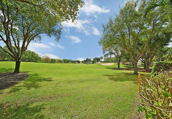 Home For Sale In Boca Grove