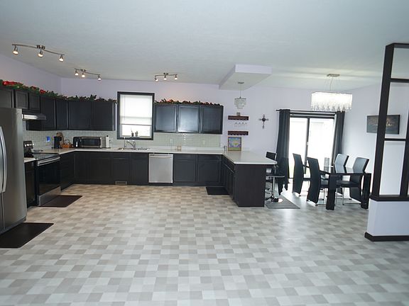 3rd image of 1673 W Integrity St