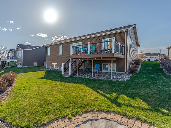 2nd image of 2223 Bridgeview Ct SE