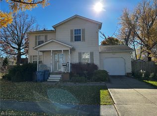 1303 W 6th St, Lorain, OH