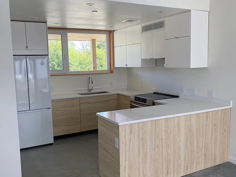 14 Freeman St — Photo 11