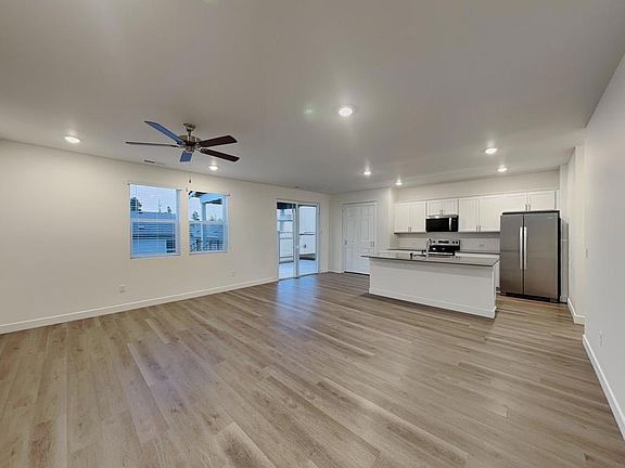 2nd image of 8552 47th Pl NE