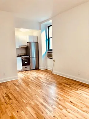 Rented by Buchbinder & Warren | media 45