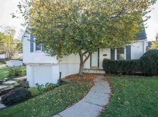 1810 18th Ave, Moline, IL 61265