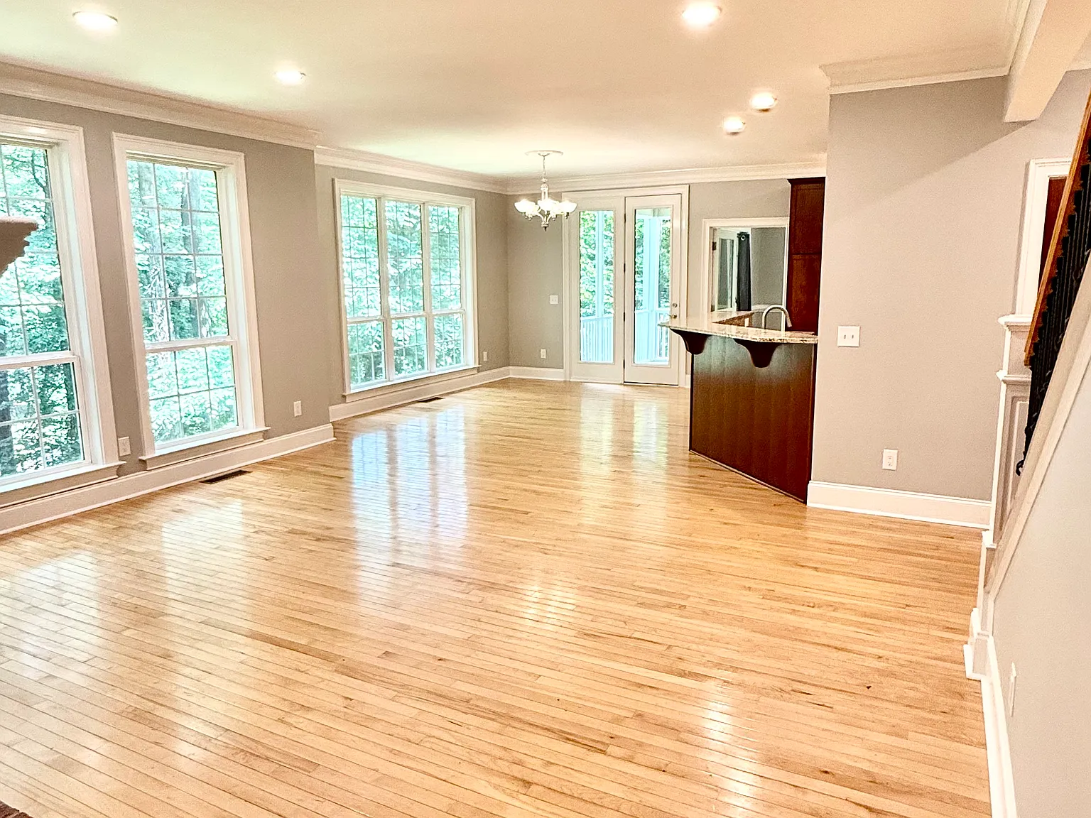 2041 English Ln — Photo 4