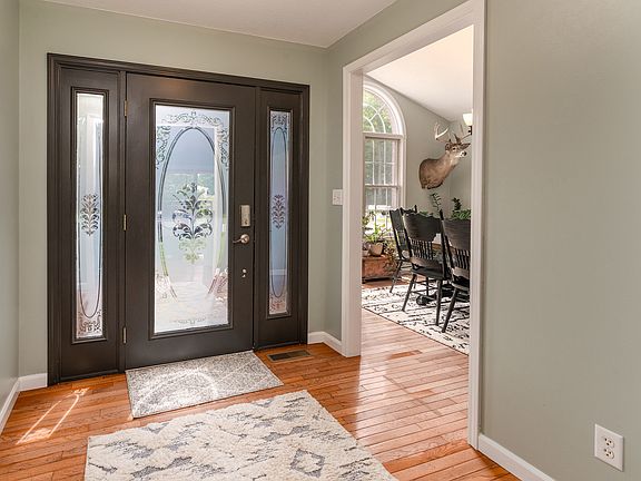 5th image of 2504 Saddle Ln