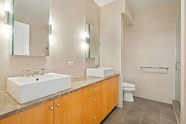 Rented by Keller Williams NYC | media 15